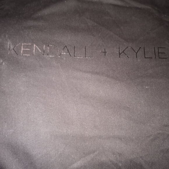 Kendall & Kylie "Katherine" maroon leather satchel NWT - Picture 9 of 11